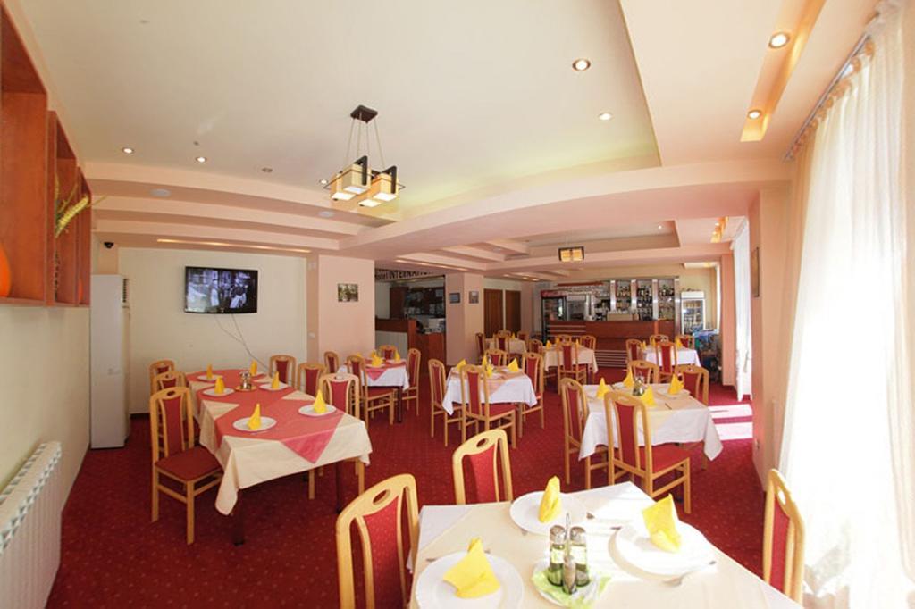 Hotel International Băile Herculane Buitenkant foto