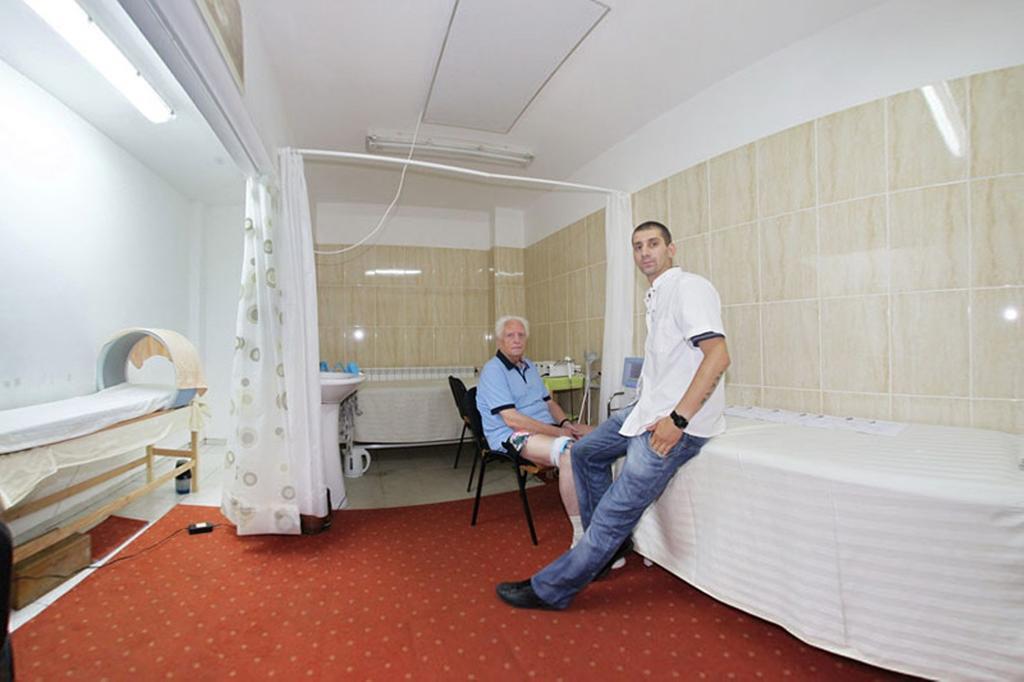 Hotel International Băile Herculane Buitenkant foto